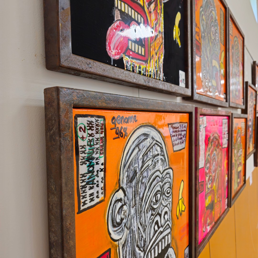 MONOCHROME - Thumbnail 7