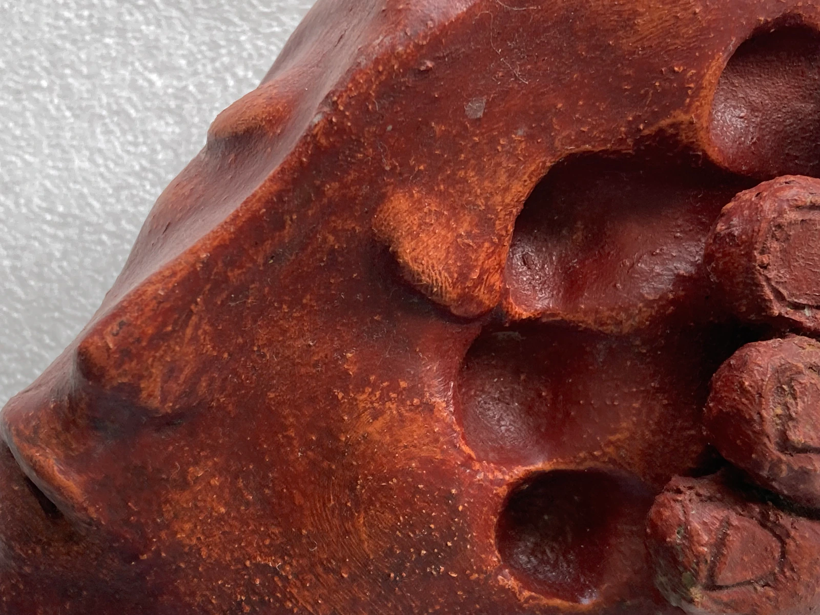 ÉPROUVANTE ÉTREINTE - Thumbnail 5