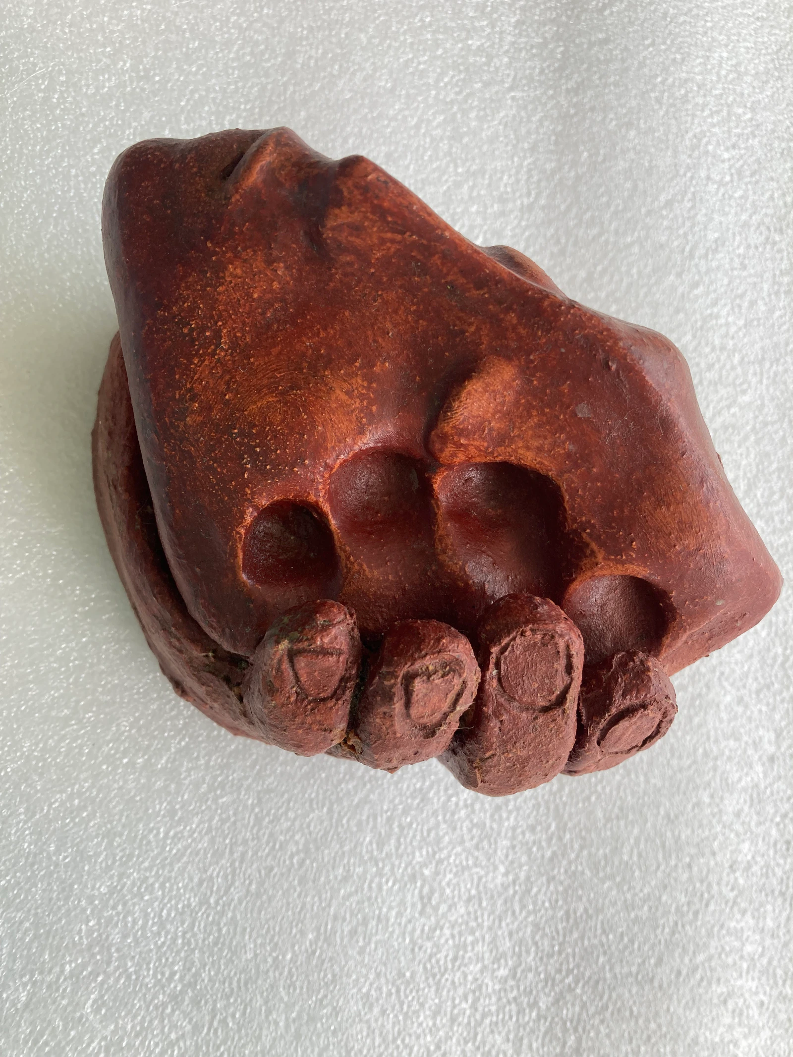 ÉPROUVANTE ÉTREINTE - Thumbnail 8