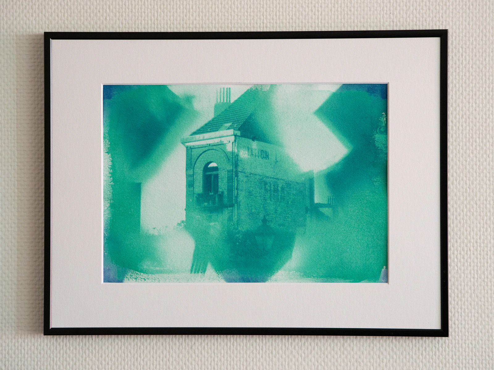 Small House - Thumbnail 2