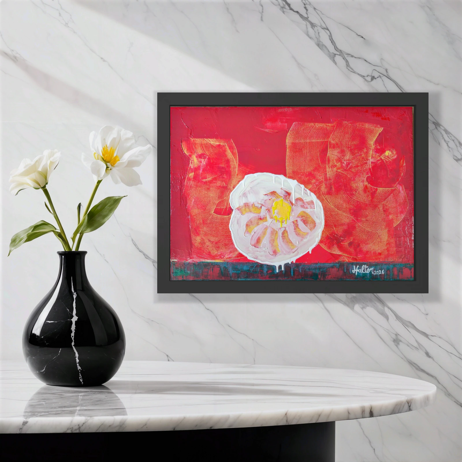 "Fleur blanche sur fond rouge" en situation
