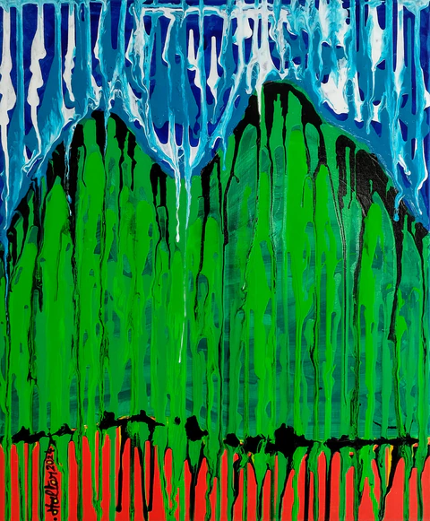 Montagne verte, ciel bleu