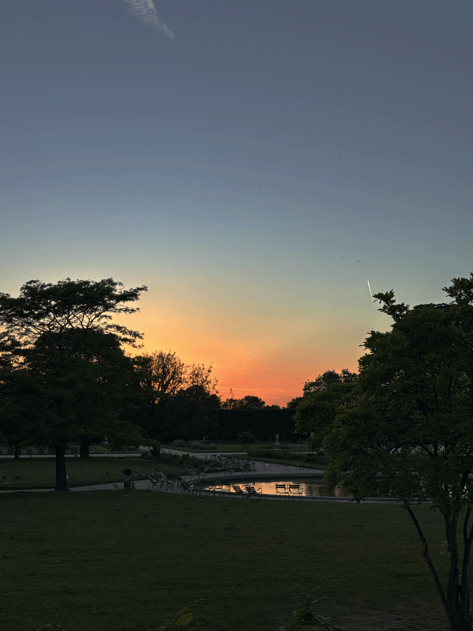 Daydreaming - Thumbnail 10