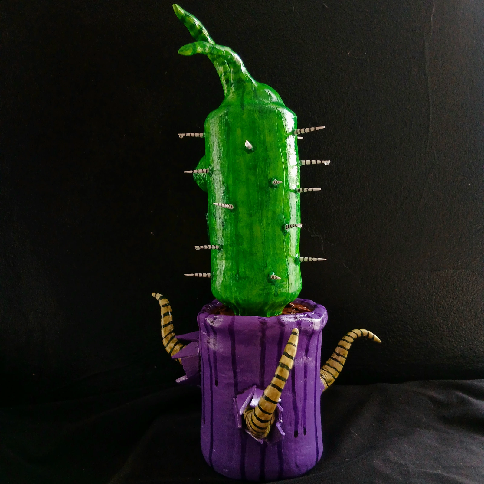 The cactus - Thumbnail 2