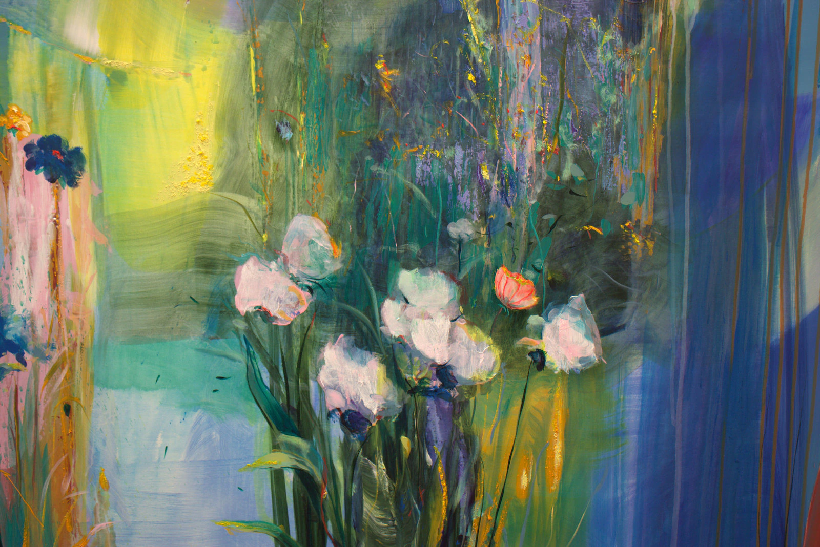 L'orage s'enfuyait en grognant des nimbus. Dans le jardin, Venus comptait les miraculés, on en appelait au sauveur, ardent Phebus. - Thumbnail 2