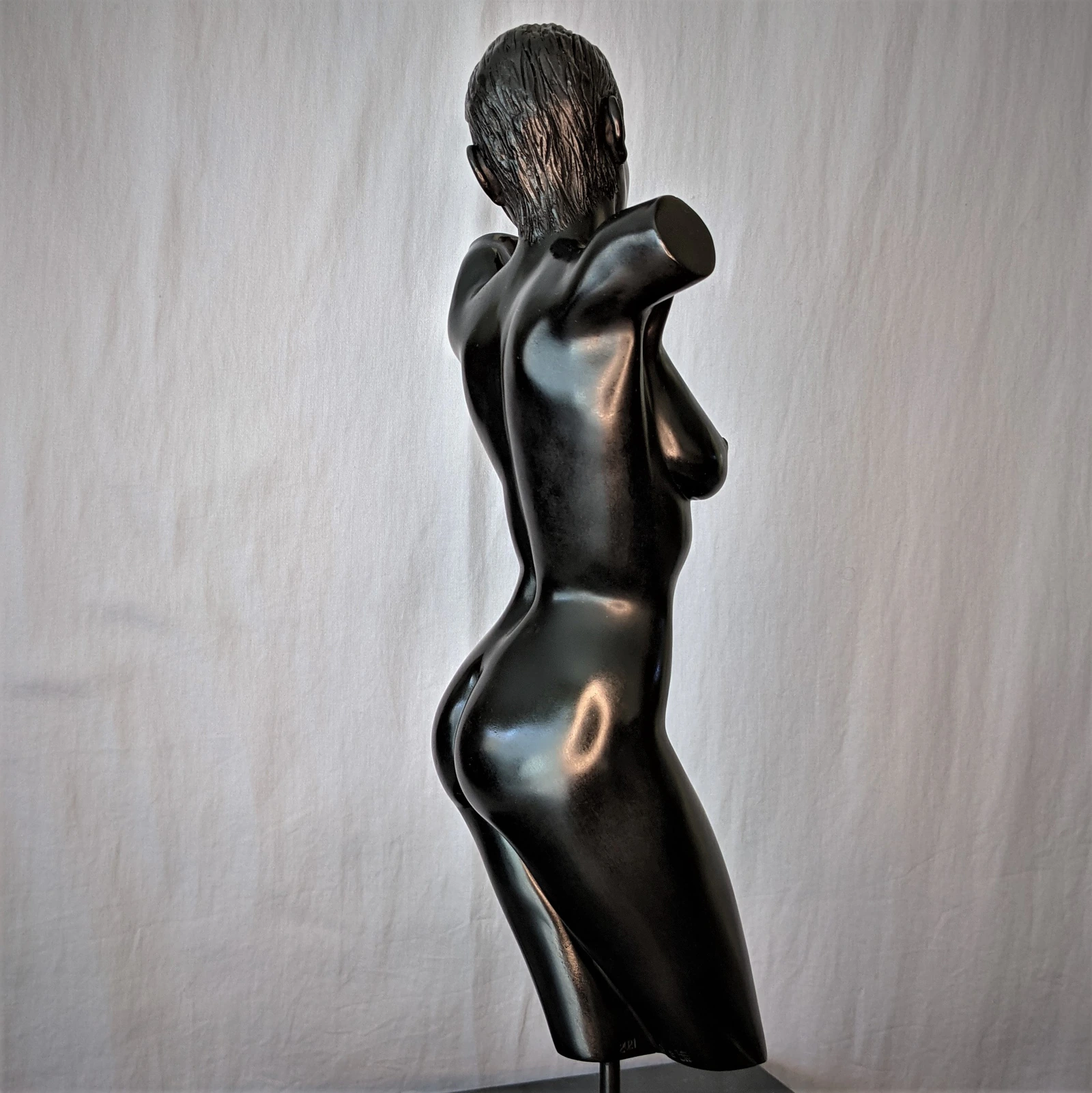 BLACK LADY - Thumbnail 5
