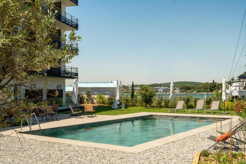 Golden Tulip Hotel & Rooftop Martigues Provence