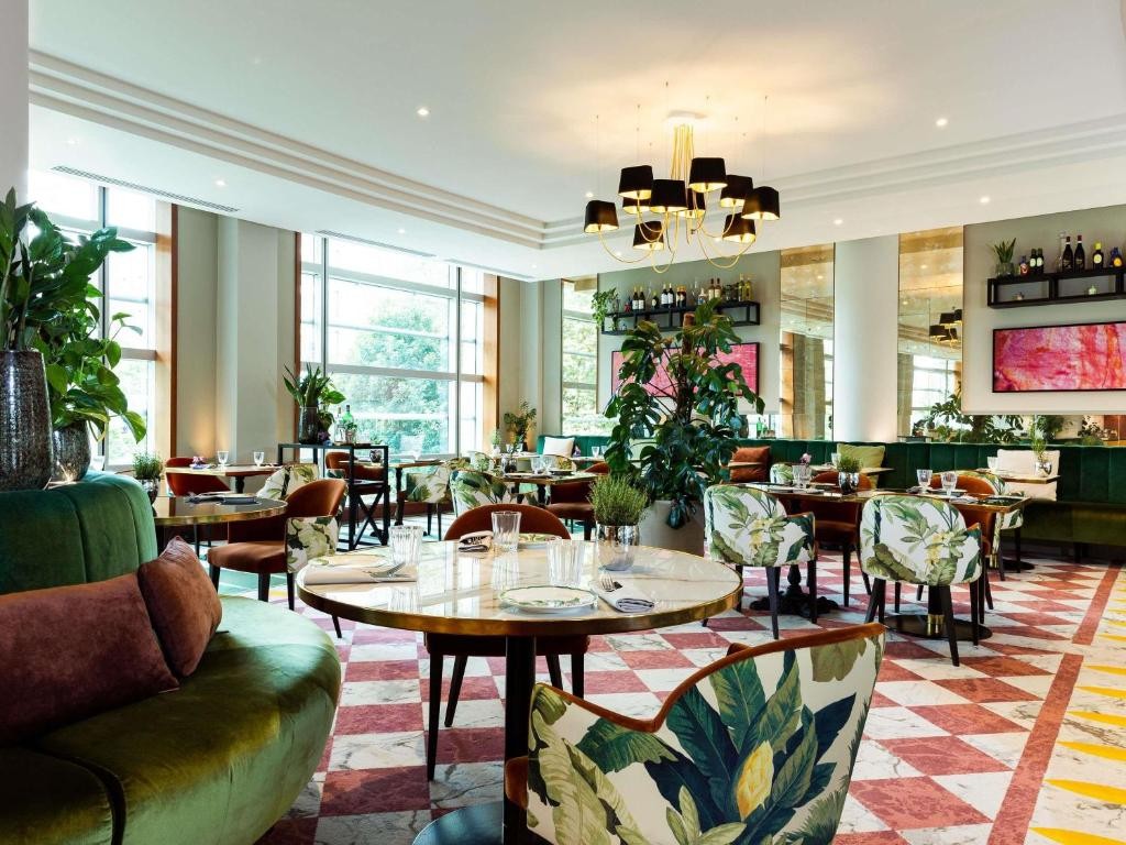 Restaurant 1